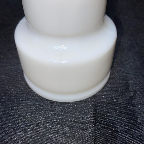 Vintage Milk Glass Vase - Picture 5 of 5